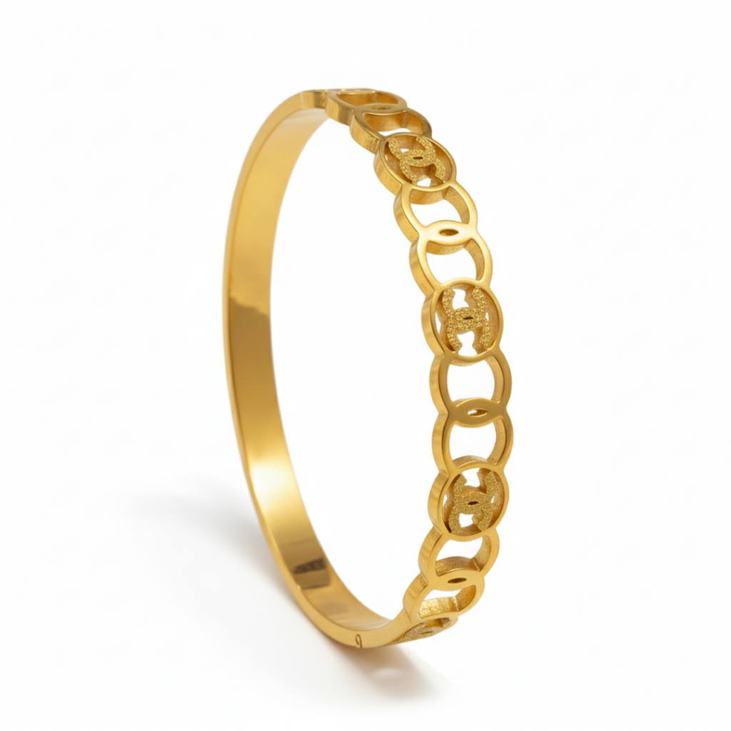 CC-Inspired Interlock Bangle