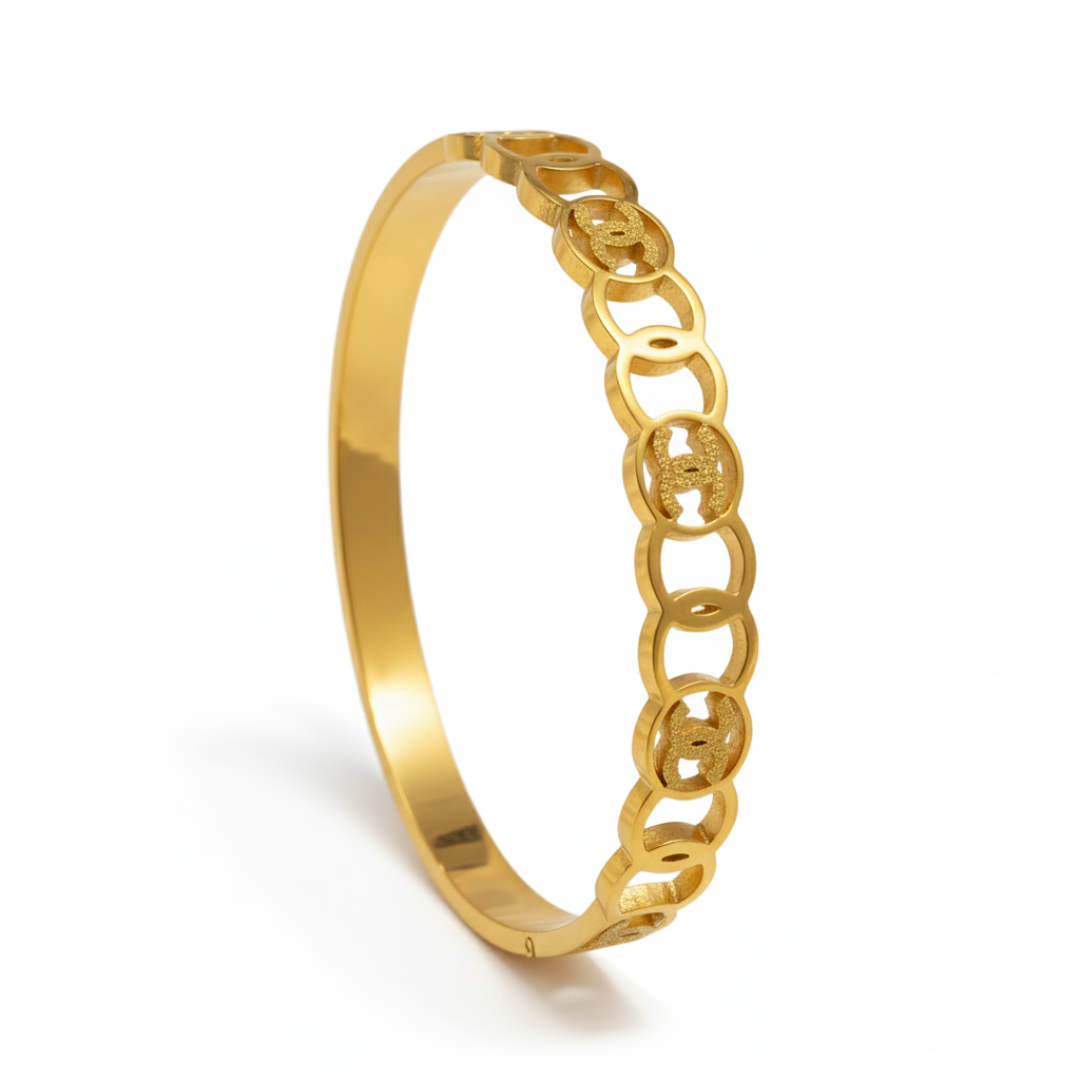 CC-Inspired Interlock Bangle