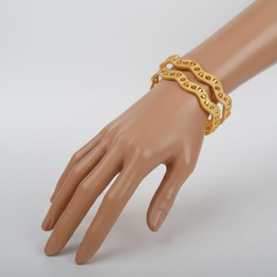 Wave-Cut Filigree Gold Bangles