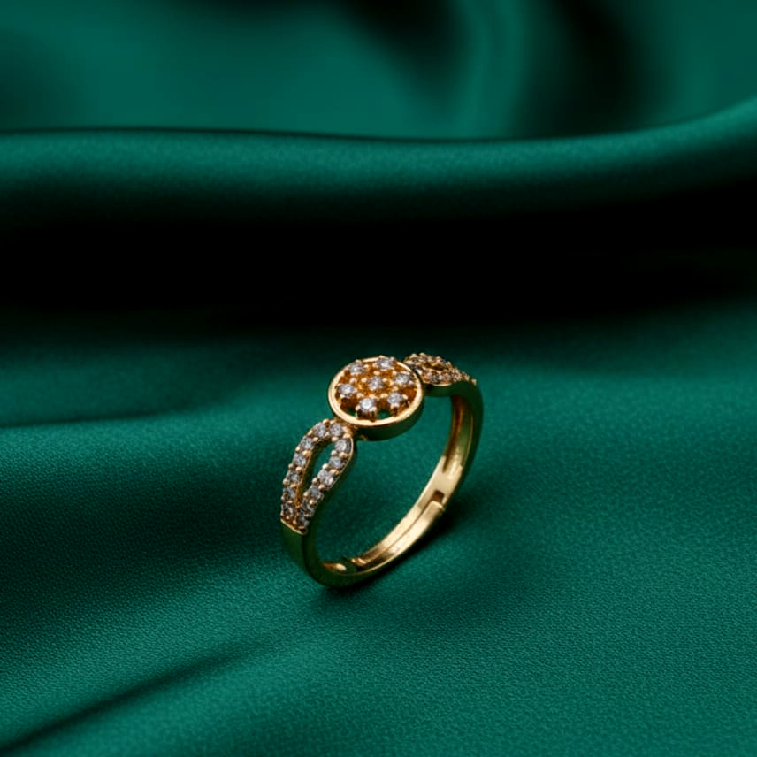 Round Cluster Cubic Zirconia Ring