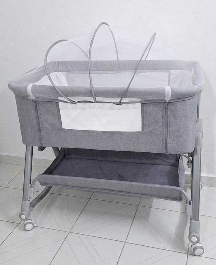 Portable Newborn Baby Bassinet & Crib